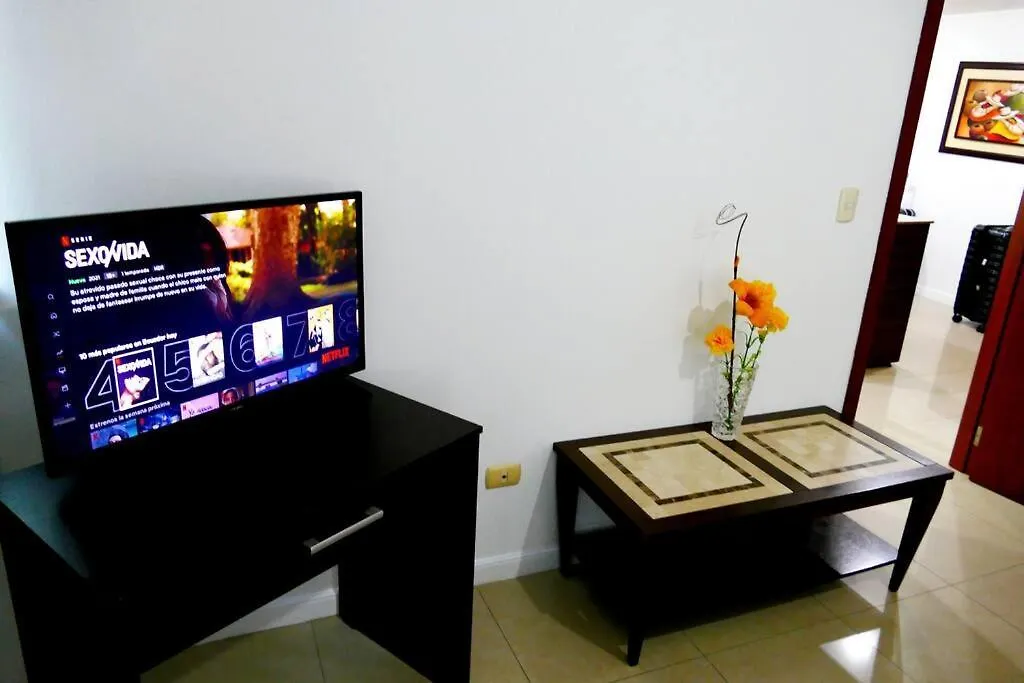 Διαμέρισμα Ecusuites Puerto Santa Ana - River Junto A Hotel Wyndham Γκουαγιακίλ Ισημερινός