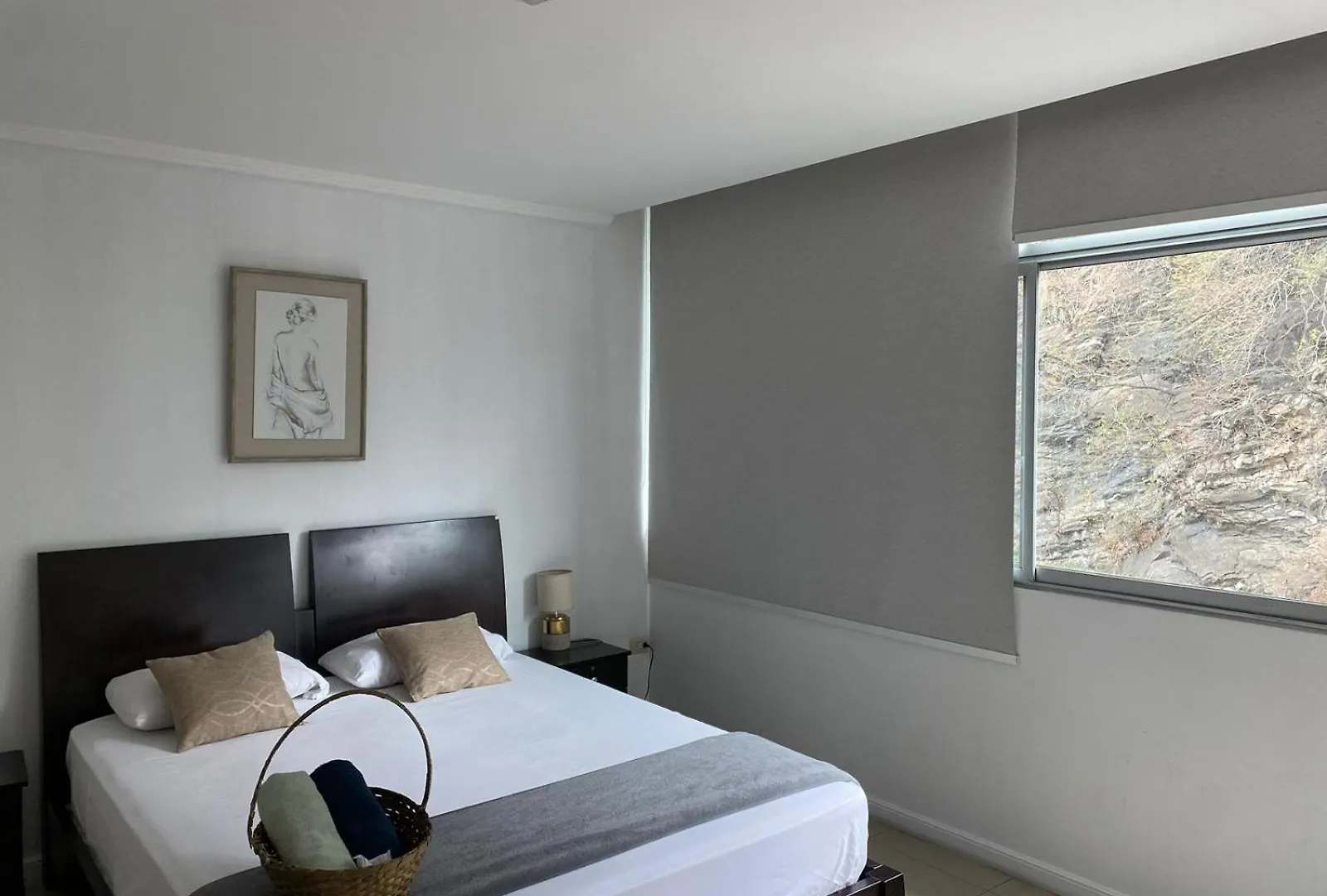Ecusuites Puerto Santa Ana - River Junto A Hotel Wyndham Guayaquil Ecuador